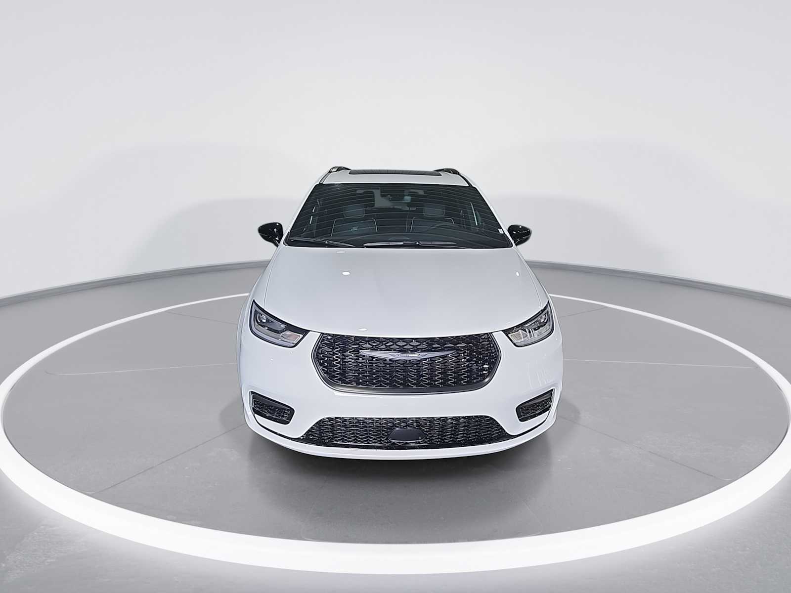 2026 Chrysler Pacifica Limited photo 3