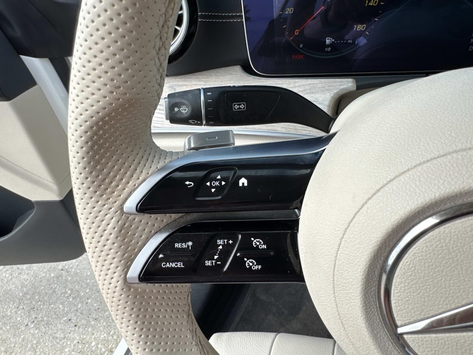 2022 Mercedes Benz E 450 photo 21