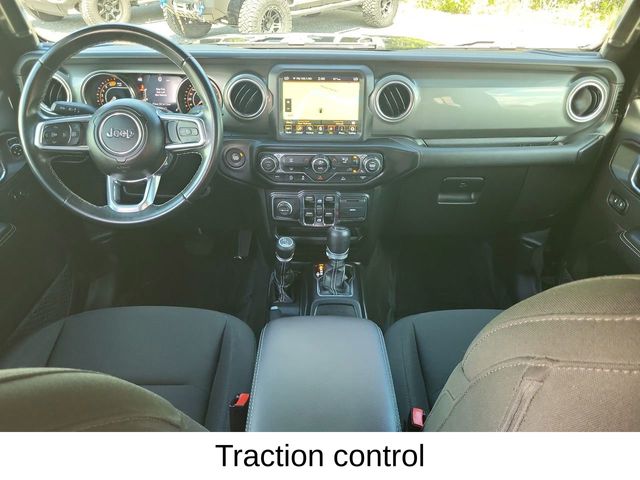 2022 Jeep Wrangler Unlimited Sahara photo 10