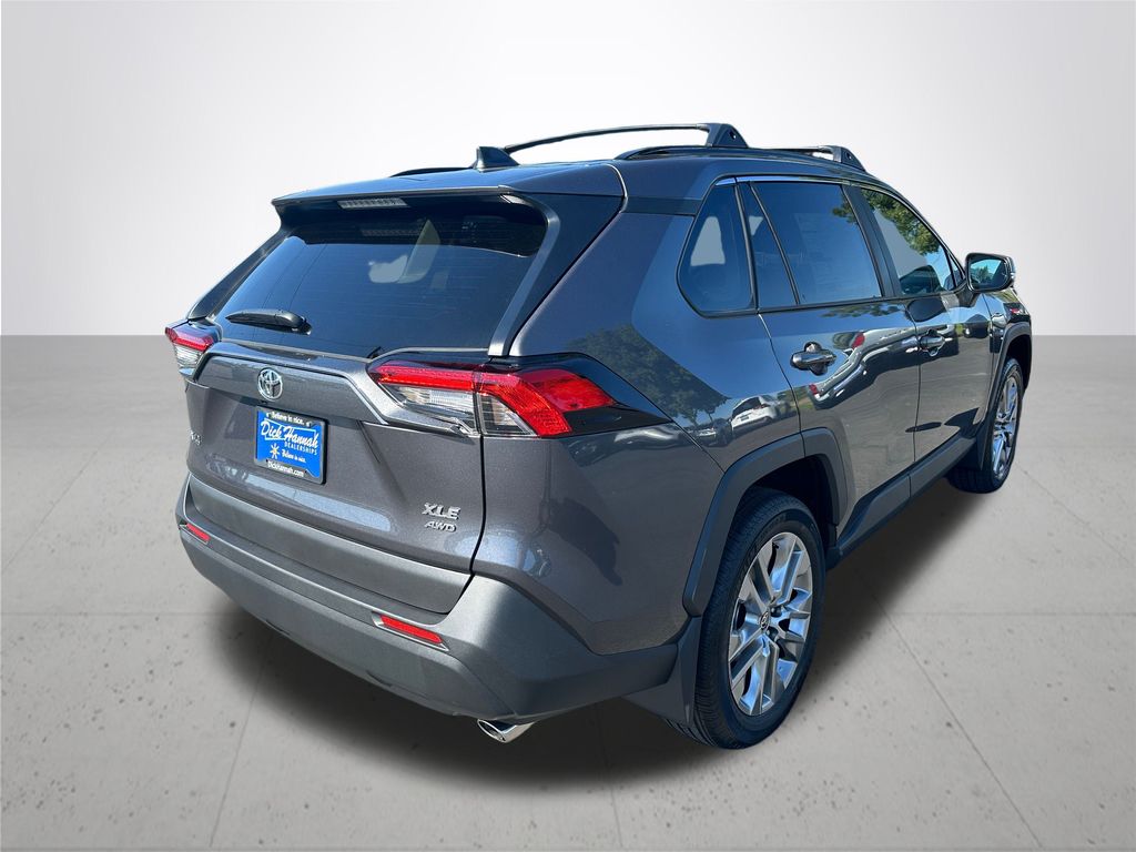 2025 Toyota RAV4 XLE Premium photo 7
