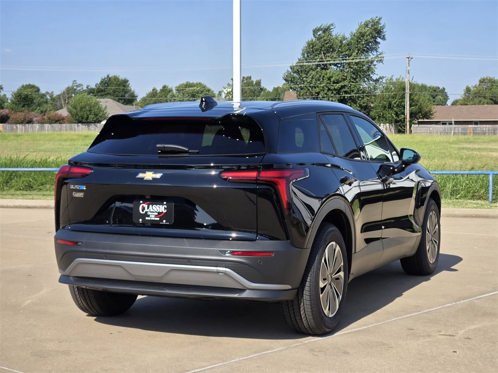 2025 Chevrolet Blazer EV photo 3
