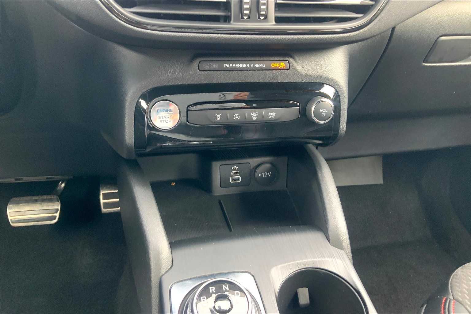 2024 Ford Escape ST-Line photo 35