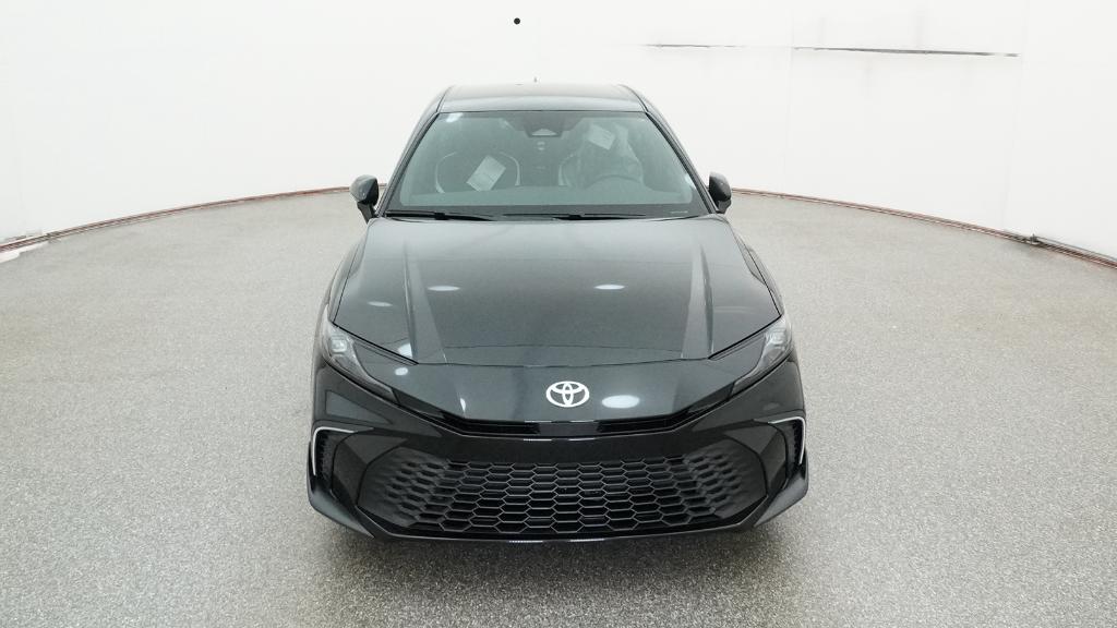 2025 Toyota Camry SE photo 3