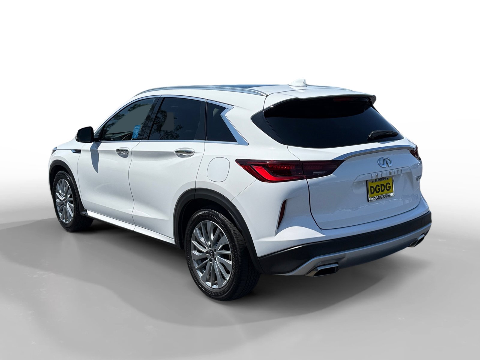 2024 Infiniti QX50 Luxe photo 3