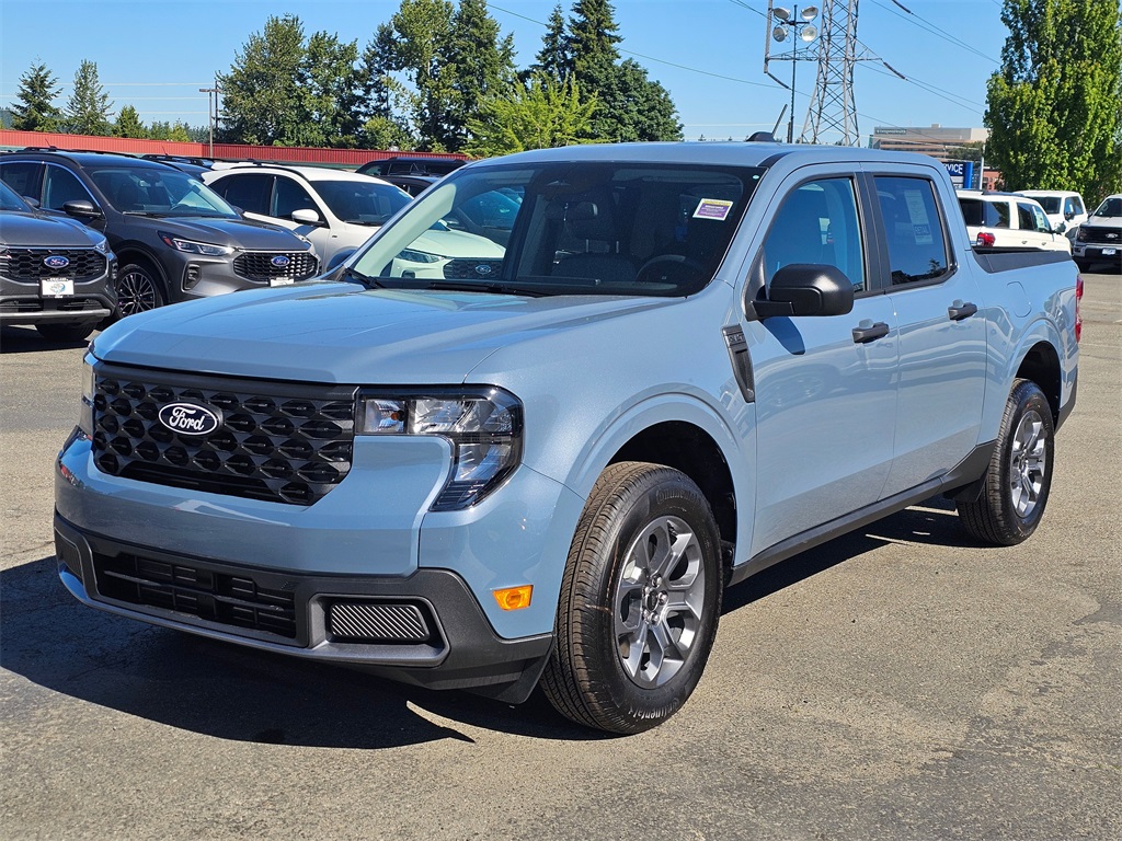 2025 Ford Maverick XLT photo 3