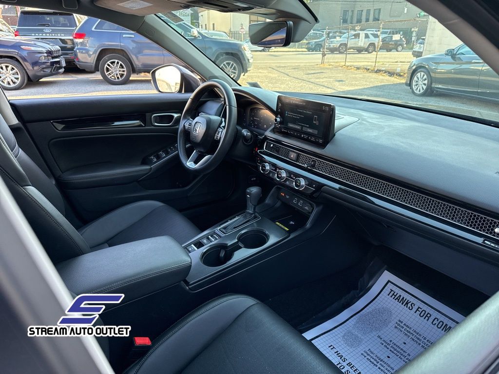 2023 Honda Civic Touring photo 12