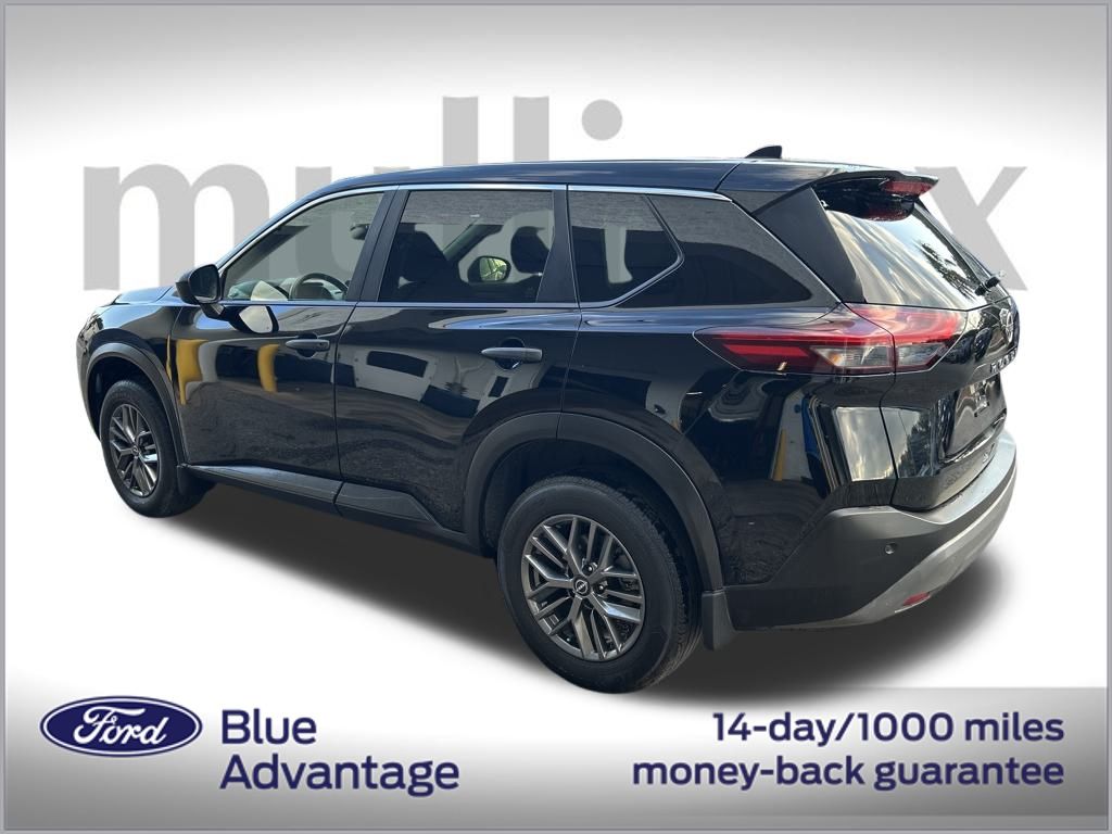 2023 Nissan Rogue S photo 3