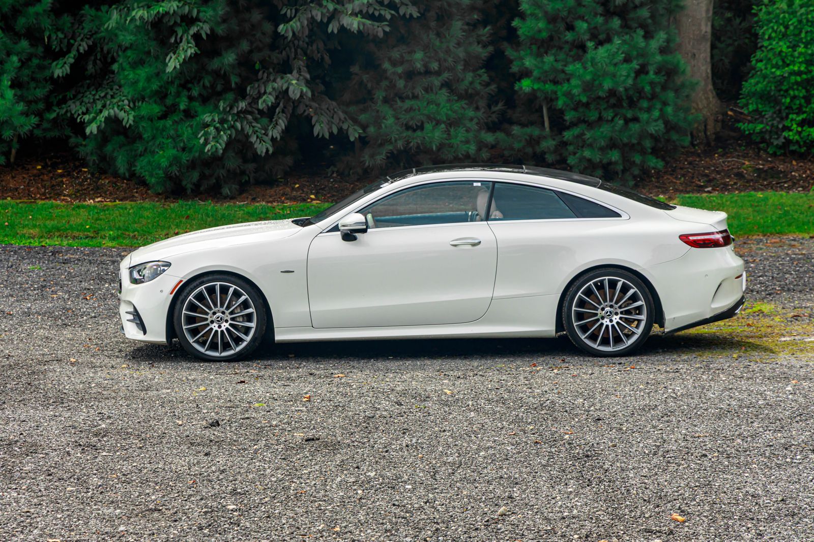 2021 Mercedes Benz E 450 photo 4