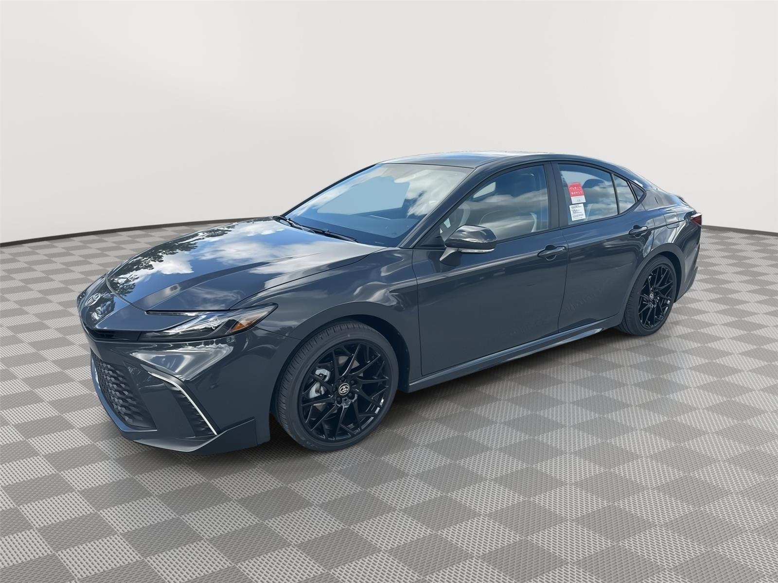 2026 Toyota Camry SE's photo