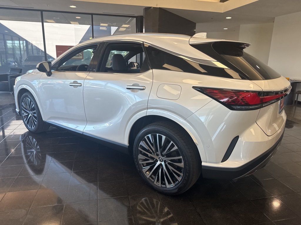 2024 Lexus RX 350 Premium photo 4