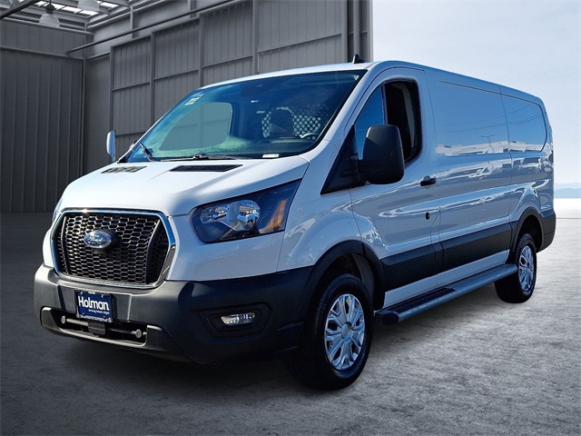 2024 Ford Transit photo 4