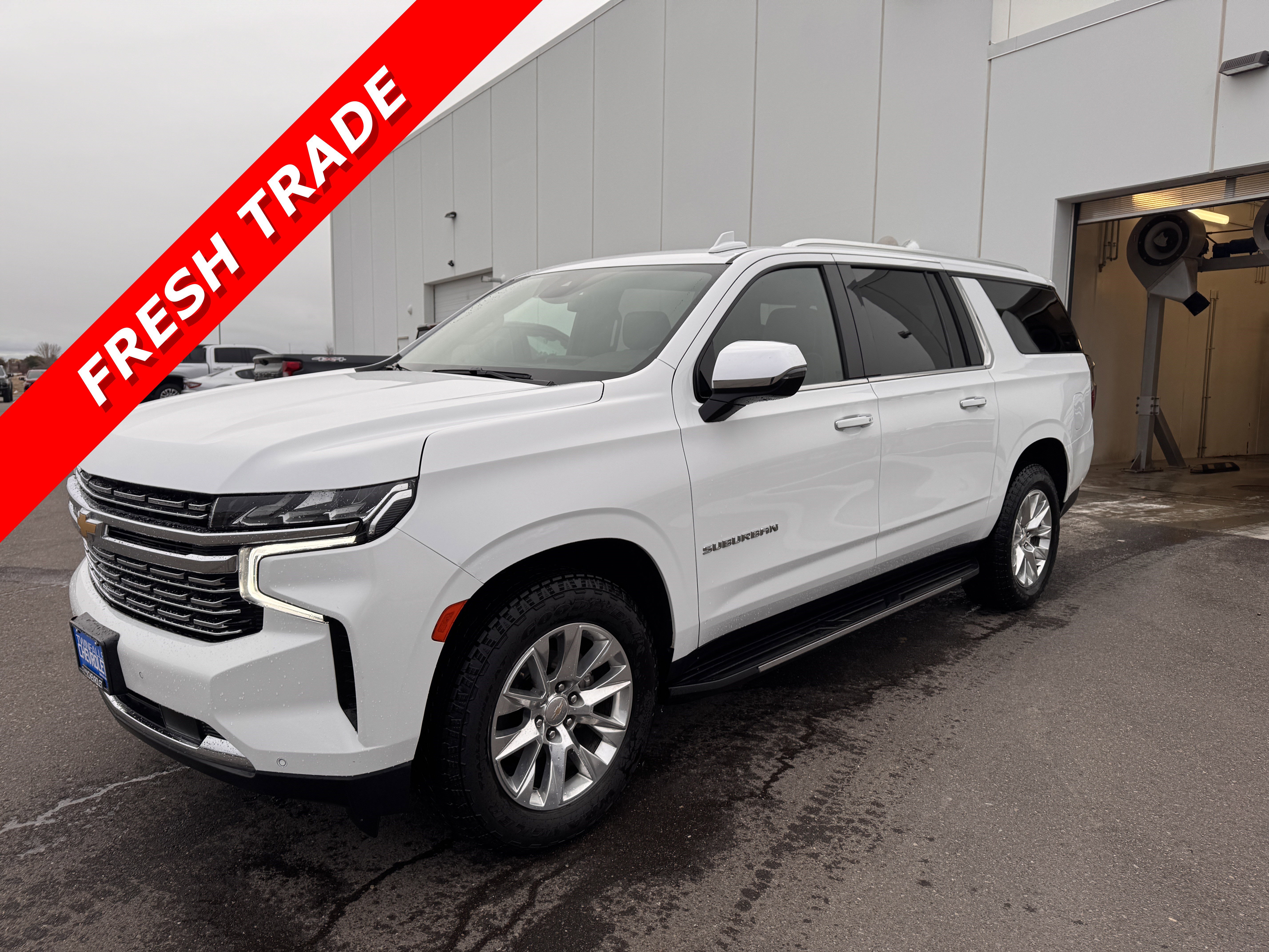 2023 Chevrolet Suburban Premier's photo