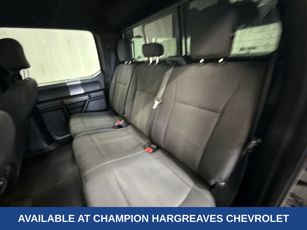 2015 Ford F-150 XLT photo 20