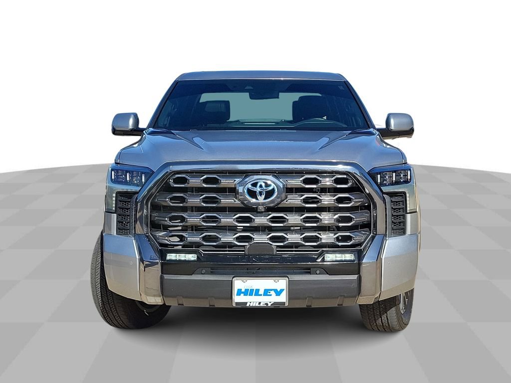 2024 Toyota Tundra Platinum photo 3