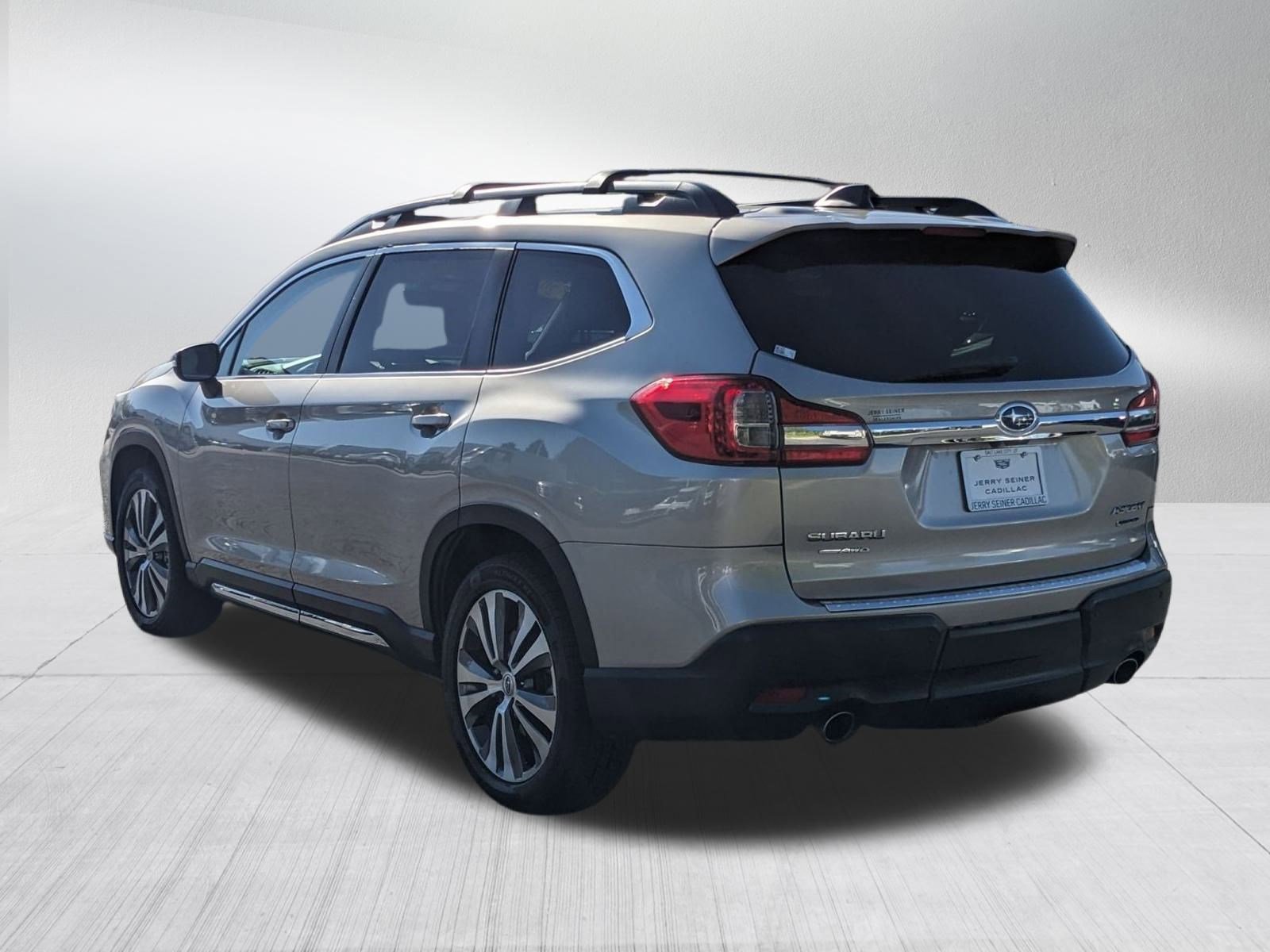 2019 Subaru Ascent Limited photo 3