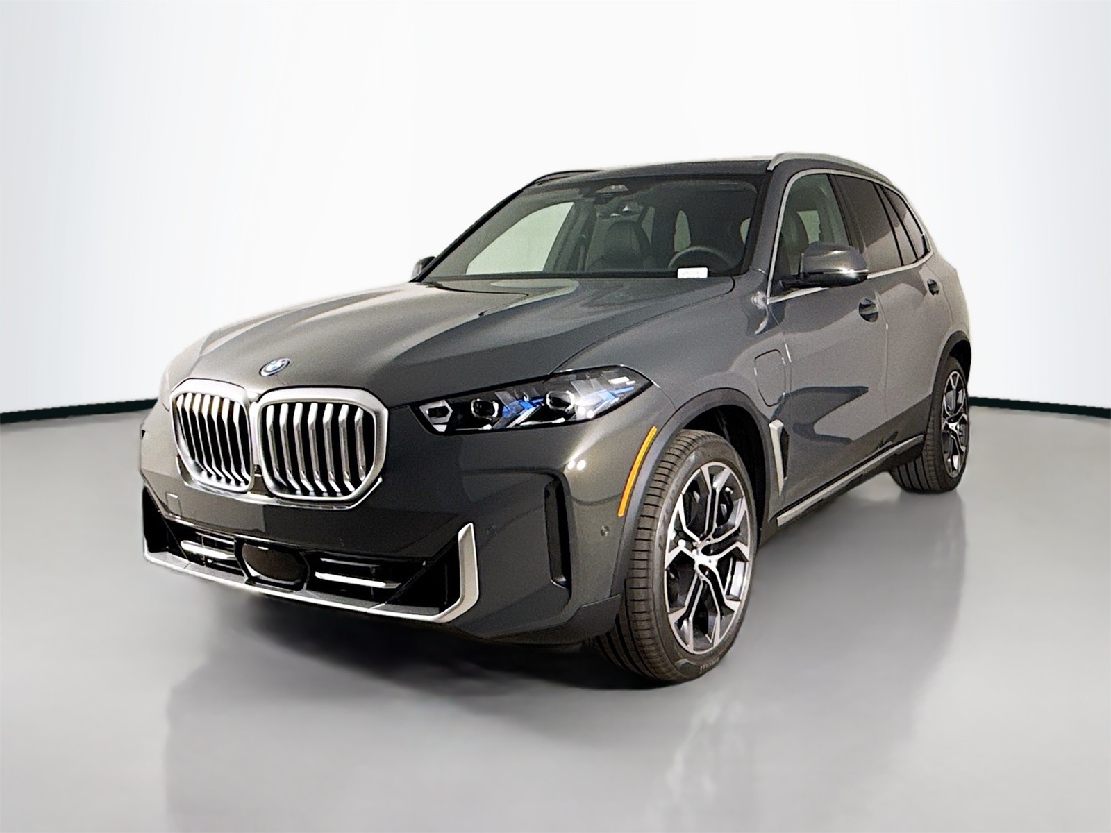 2026 Bmw X5 xDrive50e photo 3