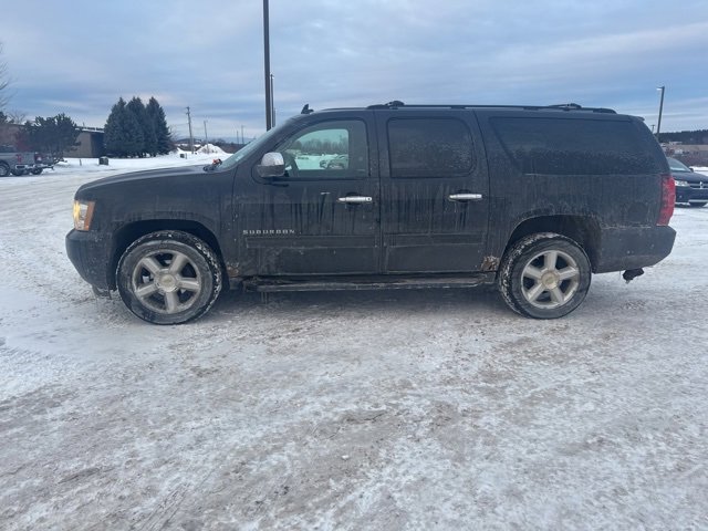 Used 2013 Chevrolet Suburban LS with VIN 1GNSKHE76DR107005 for sale in Traverse City, MI