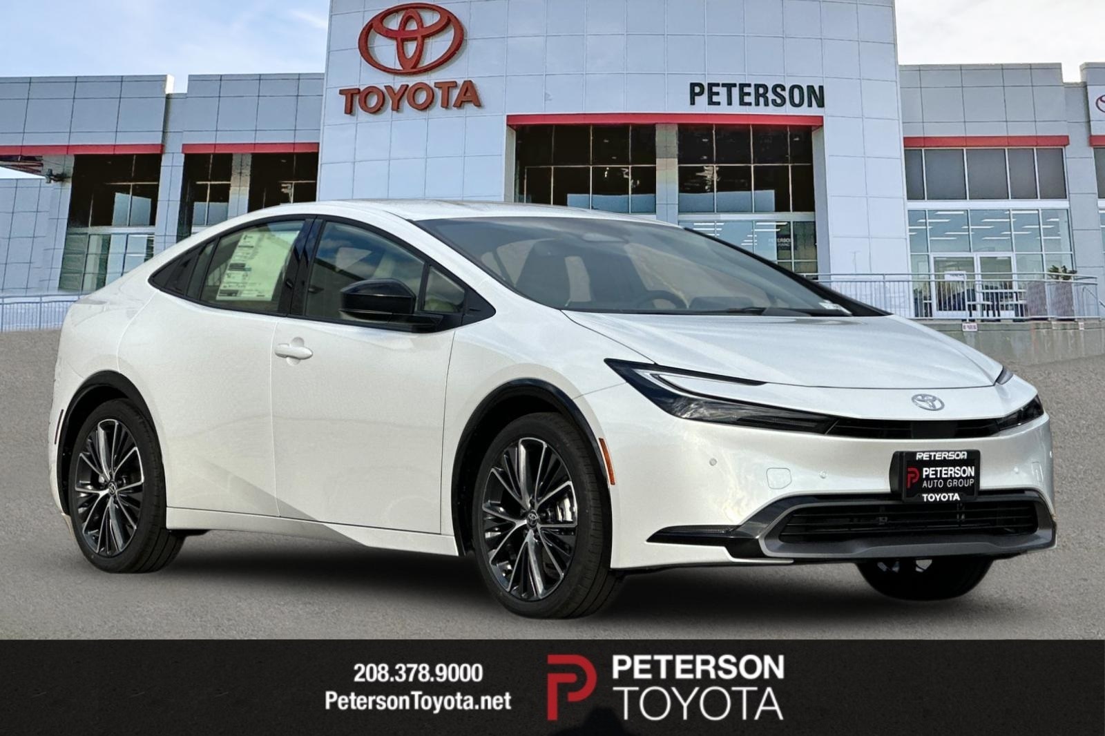 2026 Toyota Prius XLE's photo