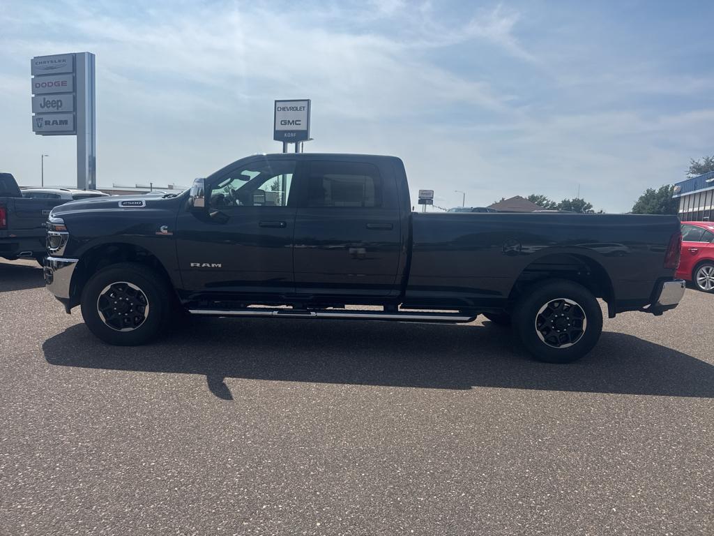2025 RAM Ram 2500 Pickup Laramie's photo