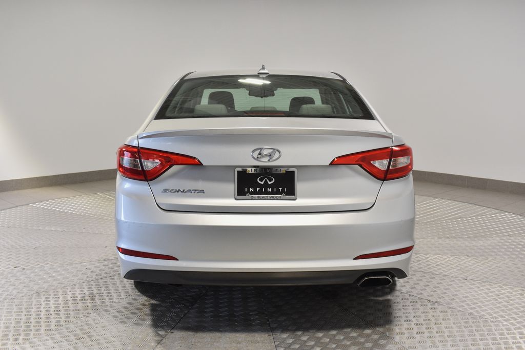 2017 Hyundai Sonata SE photo 4