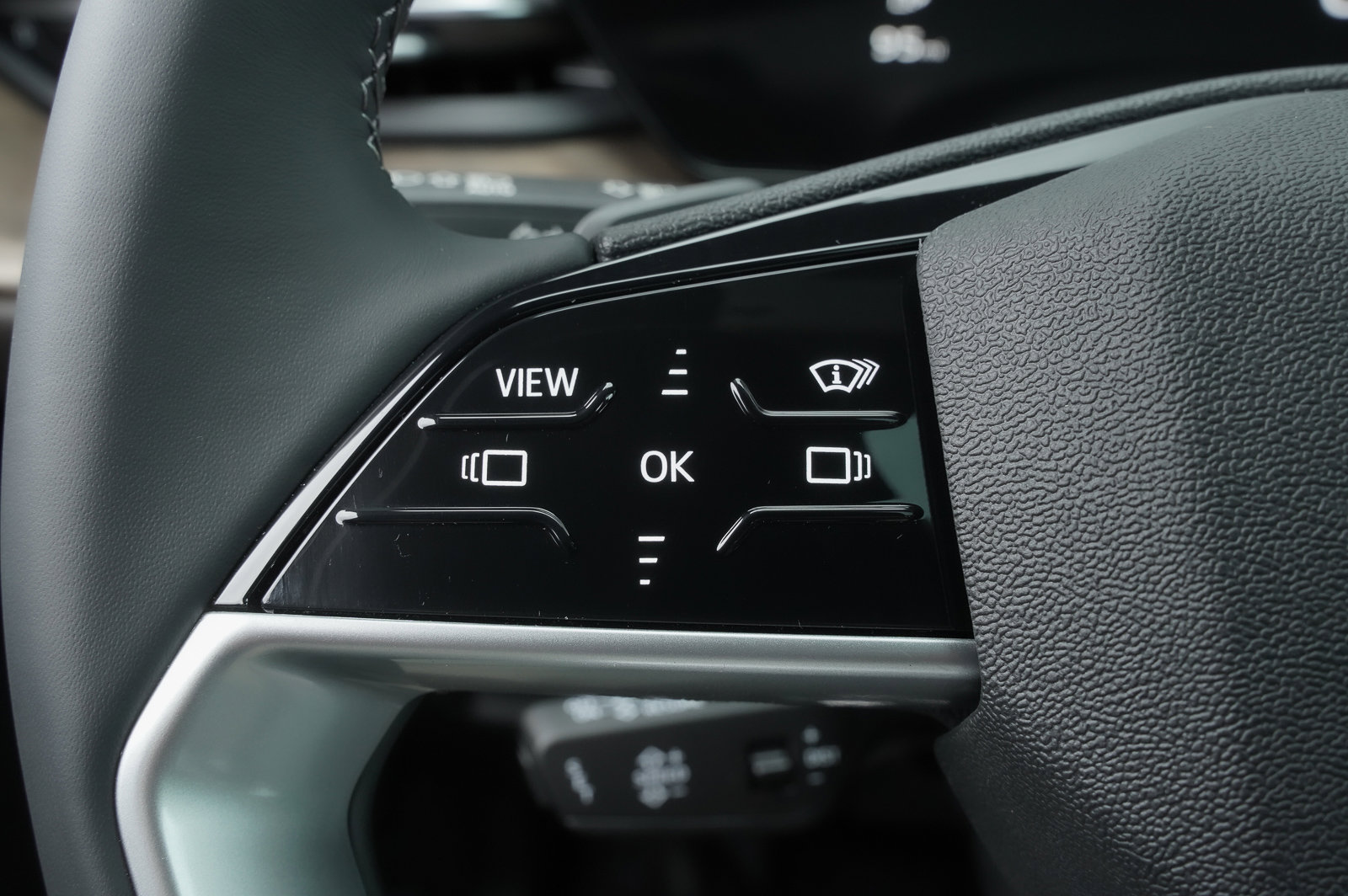 2025 Audi Q5 Premium Plus photo 7