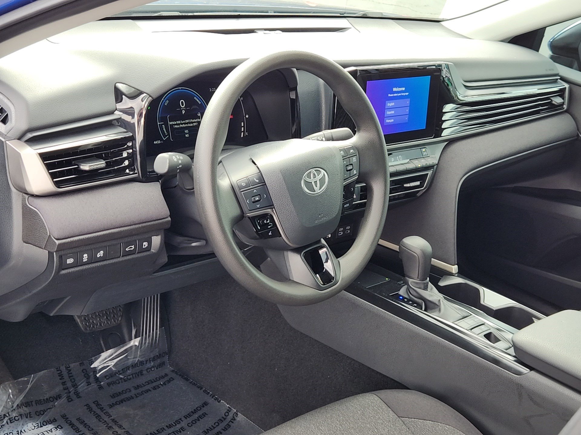 2025 Toyota Camry LE photo 11