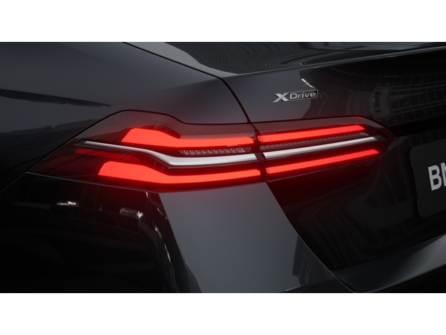 2026 Bmw 550e xDrive photo 8
