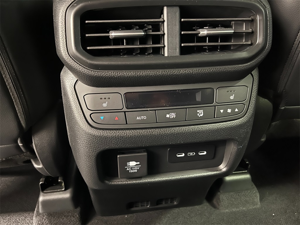 2025 Honda Pilot Black Edition photo 22