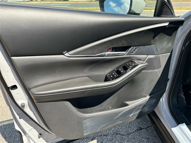 2025 Mazda CX-30 2.5 S Preferred photo 21