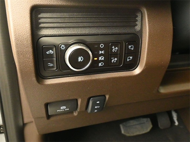 2025 Ford F-350 King Ranch photo 14