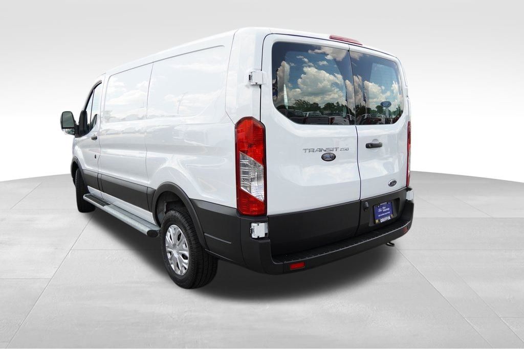 2023 Ford Transit photo 4