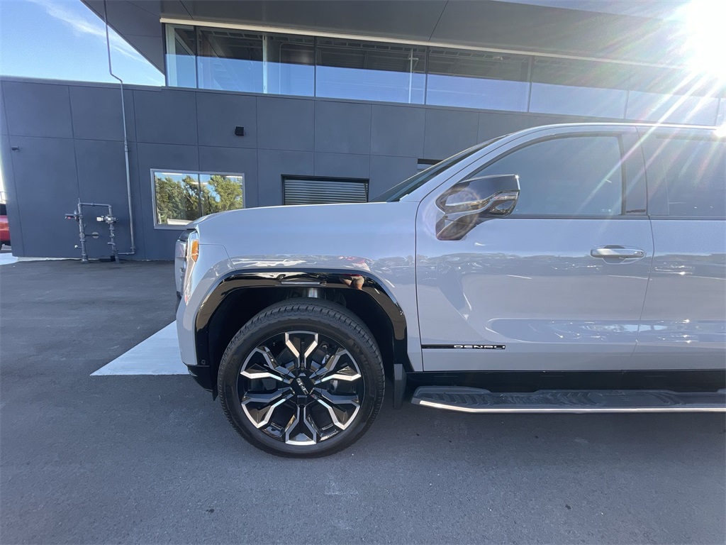 2024 Gmc Sierra EV Denali Edition 1 photo 10