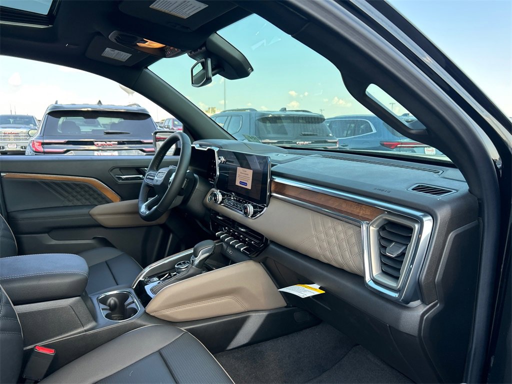 2026 Gmc Canyon Denali photo 36