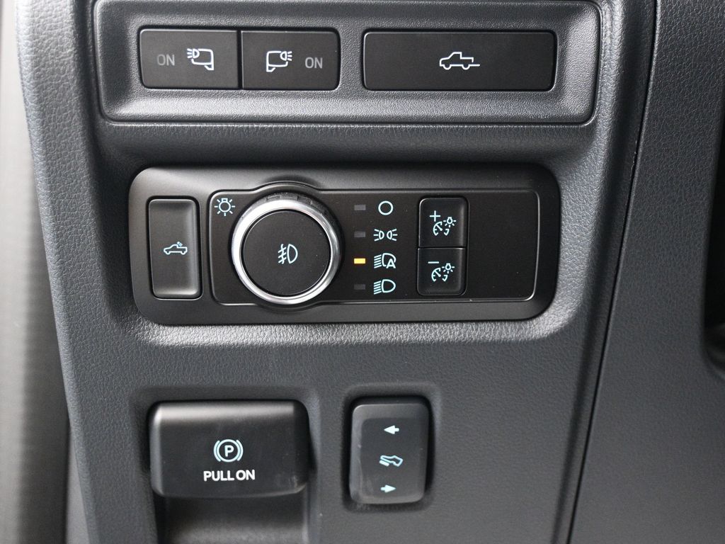 2024 Ford F-150 Lariat photo 8