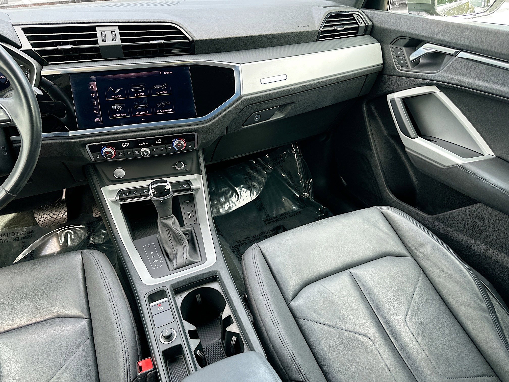 2020 Audi Q3 S line Premium photo 22
