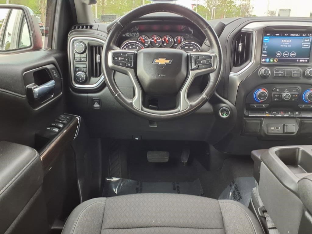2022 Chevrolet Silverado 1500 LT photo 12