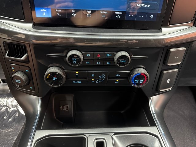 2025 Ford F-150 STX photo 18