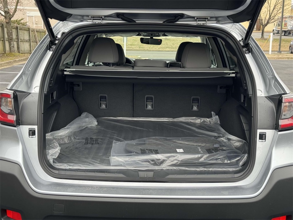 2025 Subaru Outback Premium photo 10