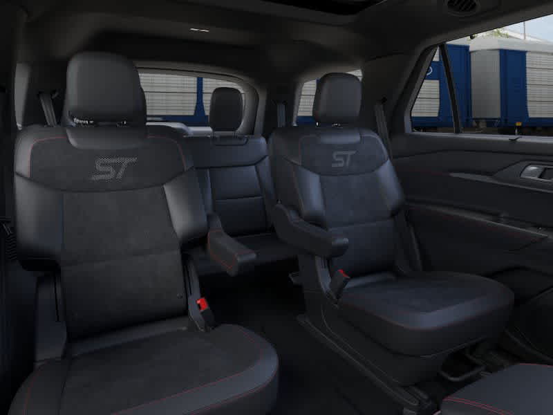 2025 Ford Explorer ST photo 10