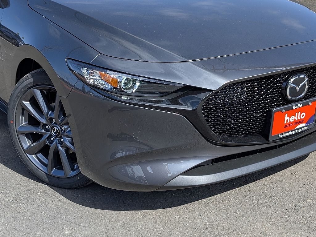 2026 Mazda Mazda3 2.5 s Preferred photo 3