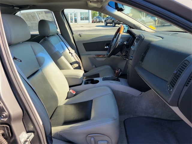2004 Cadillac CTS Base photo 16