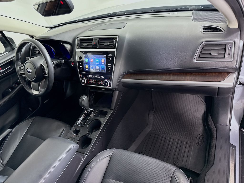 2019 Subaru Outback Limited photo 28