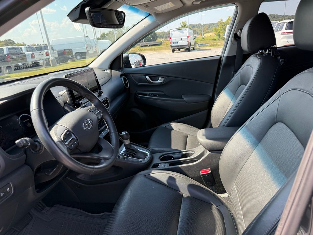 2022 Hyundai Kona Limited photo 9