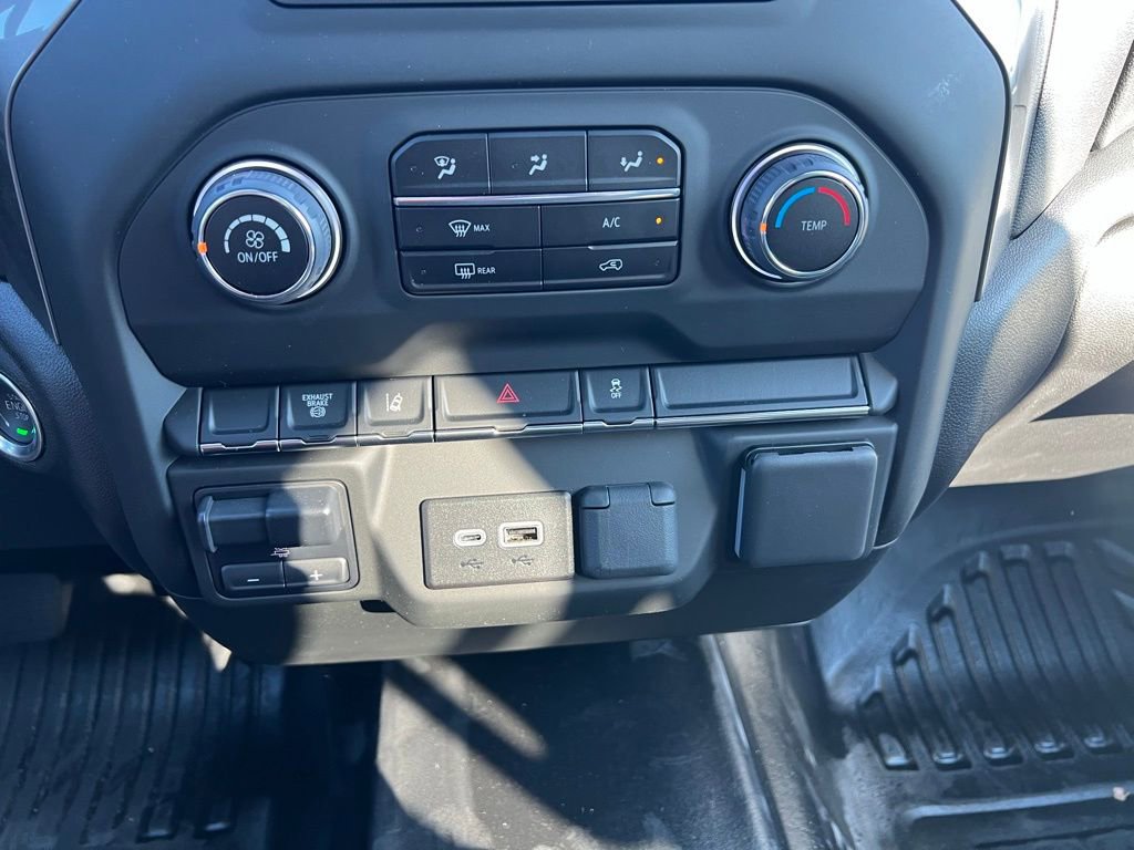 2024 Chevrolet Silverado 3500HD Work Truck photo 32