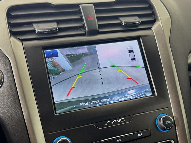 2020 Ford Fusion SE photo 13