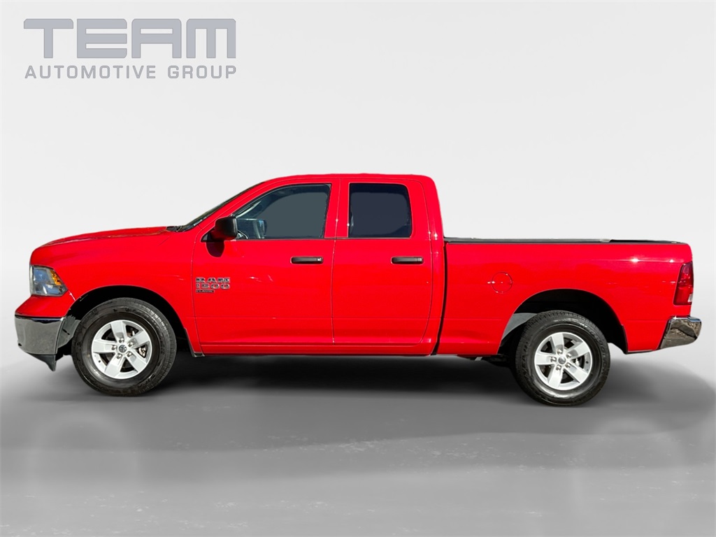 2024 Ram 1500 Classic SLT photo 4