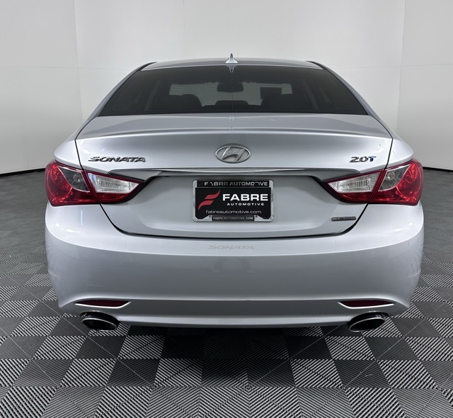 2013 Hyundai Sonata Limited photo 2