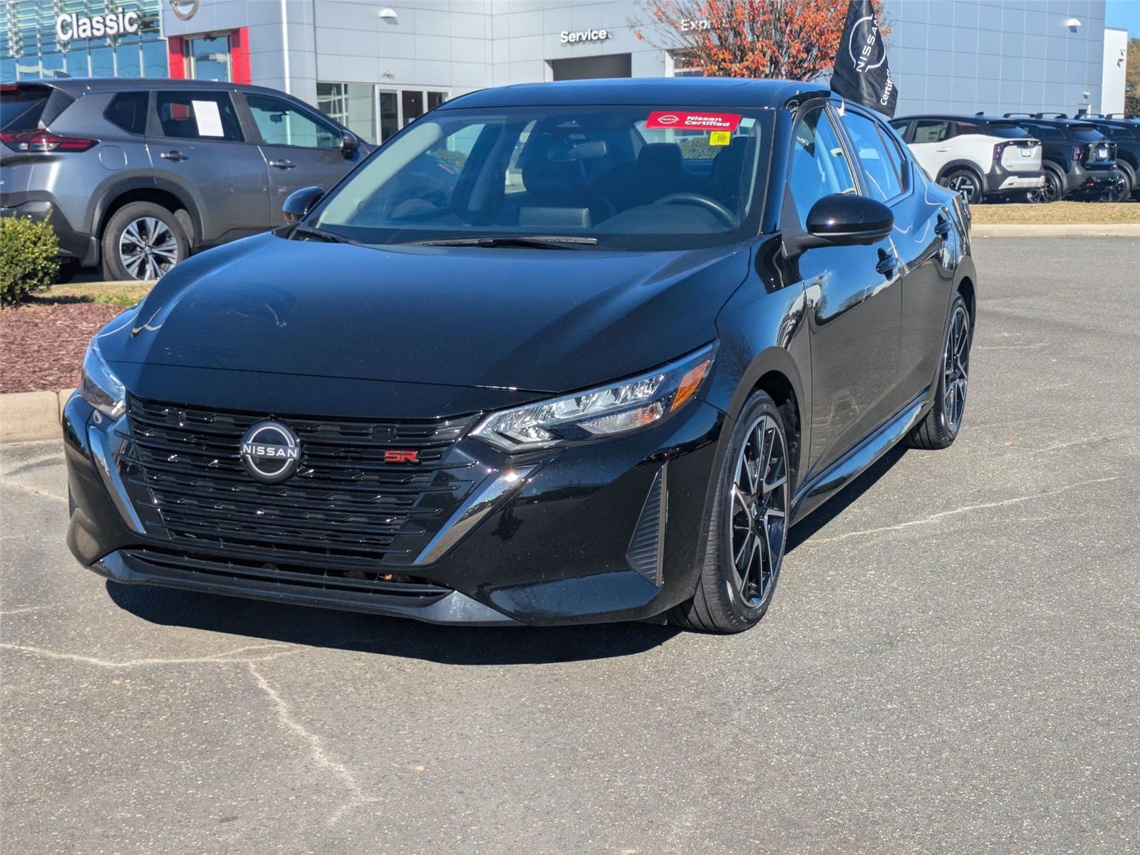 2024 Nissan Sentra SR's photo