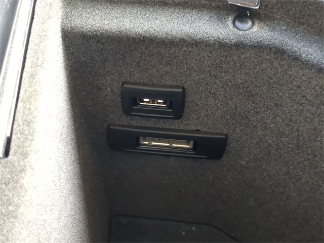 2016 Mercedes Benz GL 450 photo 22