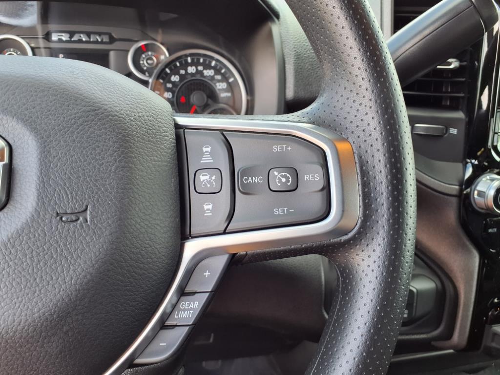 2025 Ram 2500 Tradesman photo 15